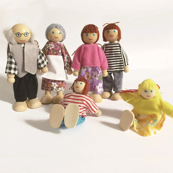 Familia 6 Integrantes Madera